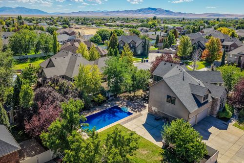 579 2400, Syracuse, UT, 84075-9390 | Card Image