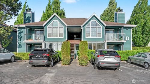 d1-16419 Spruce Way, Lynnwood, WA, 98037-6928 | Card Image