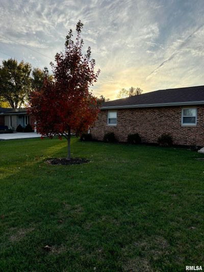 1671 Sandusky Road, House other with 3 bedrooms, 1 bathrooms and null parking in Jacksonville IL | Image 2