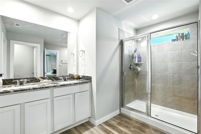 621 Little Spring Ct, House other with 4 bedrooms, 2 bathrooms and 2 parking in Anahuac TX | Image 25