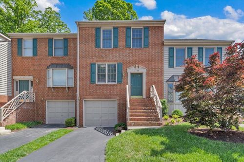 4732 Wembley Pl Sw, Roanoke, VA, 24018-1985 | Card Image