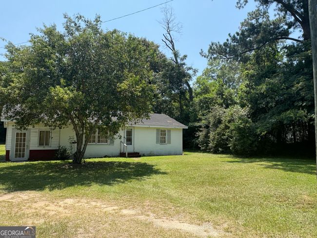 2326 S Joe Wright Dr, House other with 3 bedrooms, 2 bathrooms and null parking in Cordele GA | Image 5