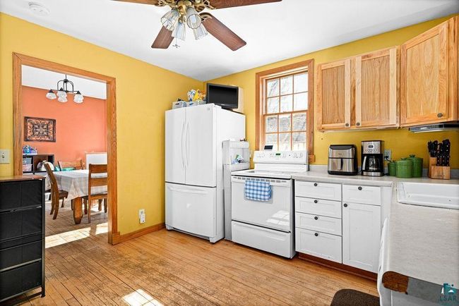 711 E 8 Th St, House other with 3 bedrooms, 2 bathrooms and null parking in DULUTH MN | Image 9