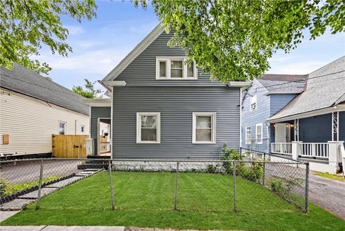 325 1st St, Rochester, NY, 14605-1628 | Card Image