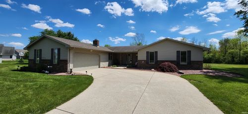 8736 Nicole Dr, Fort Wayne, IN, 46806-1649 | Card Image