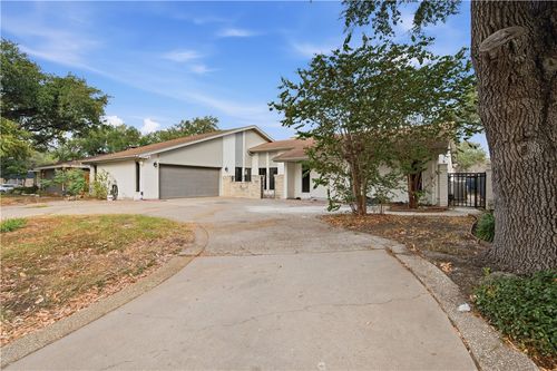 4325 Wood River Dr, Corpus Christi, TX, 78410-5682 | Card Image