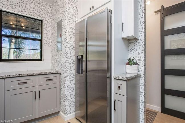 L201 - 5238 Treetops Dr, Condo with 2 bedrooms, 2 bathrooms and null parking in NAPLES FL | Image 14