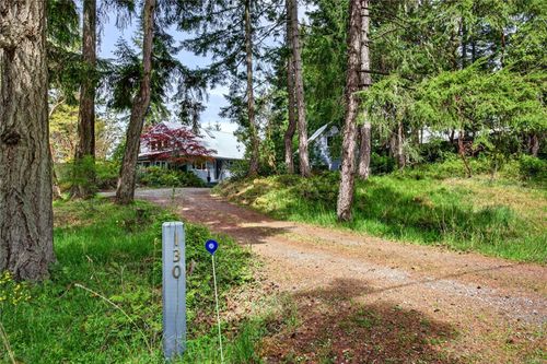 130 Lawnhill Dr, Salt Spring Island, BC, V8K1M9 | Card Image
