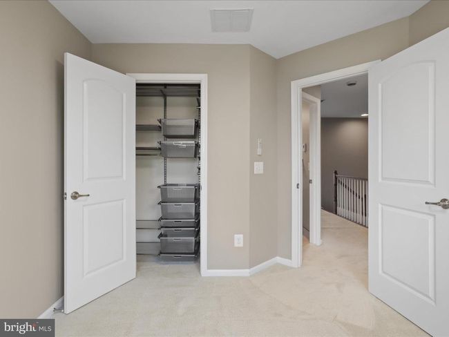 43965 Eastgate View Dr, Townhouse with 4 bedrooms, 3 bathrooms and null parking in CHANTILLY VA | Image 55
