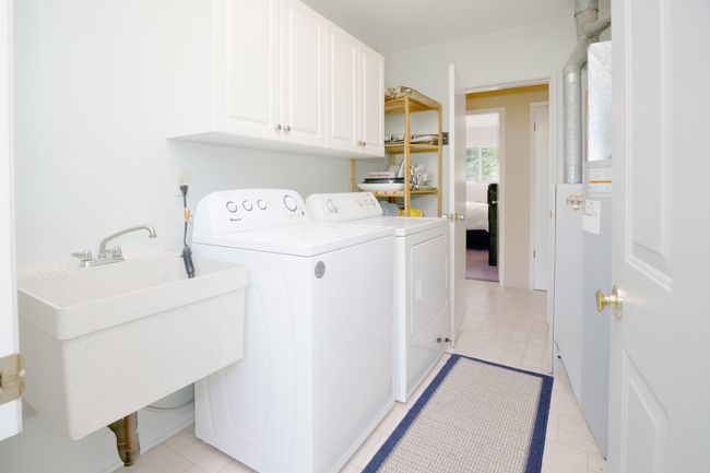 12730 226 St, House other with 3 bedrooms, 1 bathrooms and 4 parking in Maple Ridge BC | Image 29