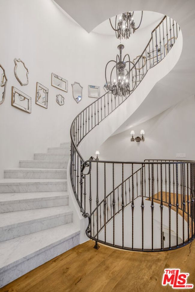 439 S Spalding Dr, House other with 6 bedrooms, 8 bathrooms and 4 parking in Beverly Hills CA | Image 17