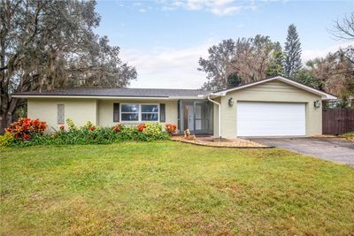 129 E Laurel Avenue, House other with 3 bedrooms, 2 bathrooms and null parking in Howey In The Hills FL | Image 1