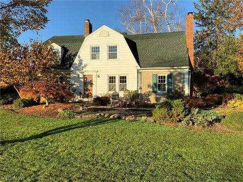 15450 Hemlock Point Rd, Chagrin Falls, OH, 44022-3836 | Card Image