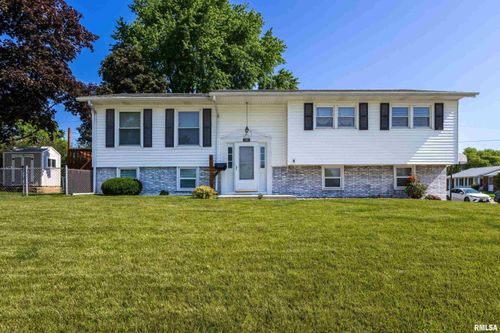 208 W 46th St, Davenport, IA, 52806-4014 | Card Image