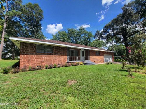 1021 8th Ave, Graceville, FL, 32440-2325 | Card Image