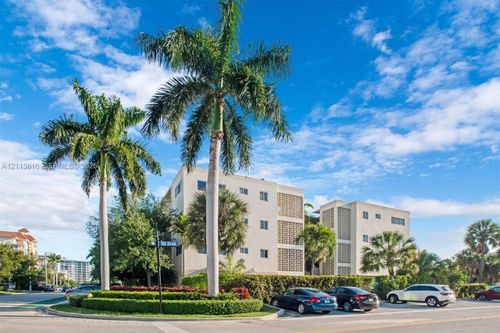 208-10001 W Bay Harbor Dr, Bay Harbor Islands, FL, 33154-1558 | Card Image