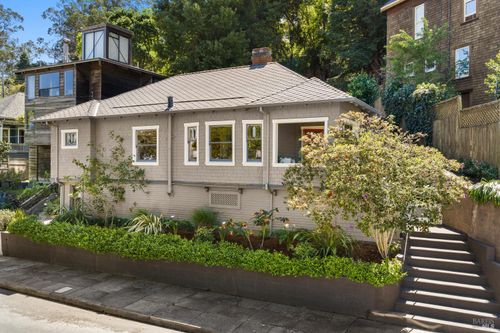 219 Nevada Avenue, Point Richmond, CA, 94801 | Card Image