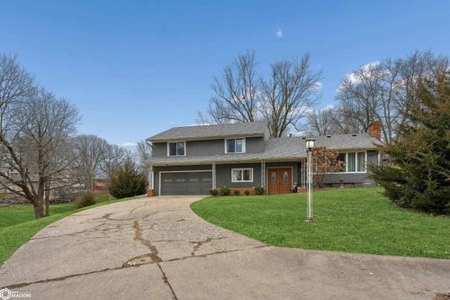 510 Cindy Ln, Knoxville, IA, 50138-2117 | Card Image