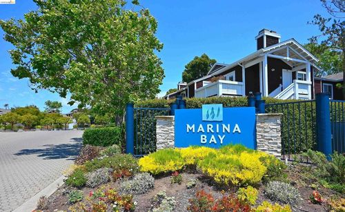 58 Marina Lakes Dr, Richmond, CA, 94804-7449 | Card Image