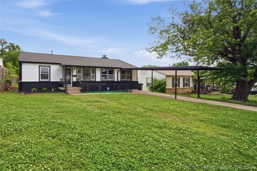 1910 W 46th Place, Tulsa, OK, 74107 | Card Image