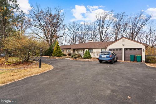 164 Trenton Rd, LANGHORNE, PA, 19047-5604 | Card Image