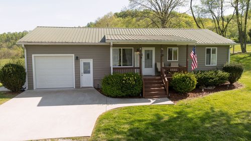 1907 Evergreen Rd, Thompsons Station, TN, 37179-9782 | Card Image