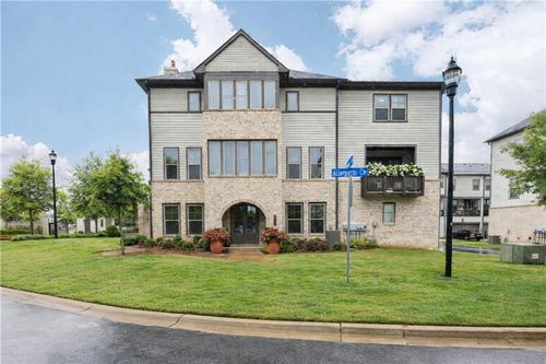 3900 Danube Ln, Atlanta, GA, 30339-2321 | Card Image