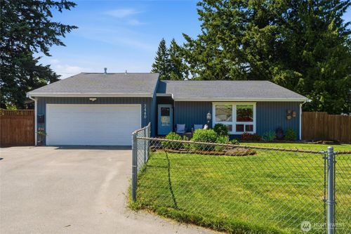 2440 Lincoln Ave Se, Port Orchard, WA, 98366-2318 | Card Image