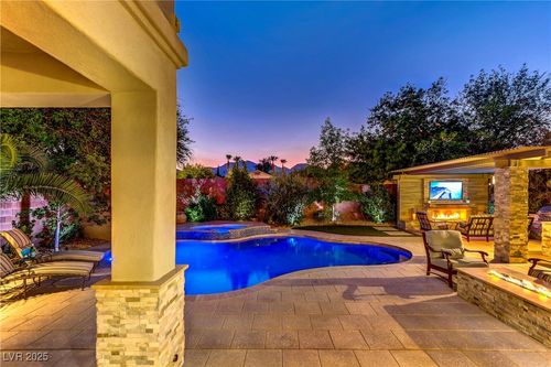 109 S Buteo Woods Ln, Las Vegas, NV, 89144-4352 | Card Image