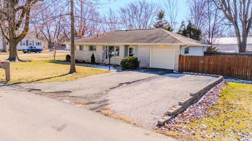 715 Sivey St, Wabash, IN, 46992-3738 | Card Image