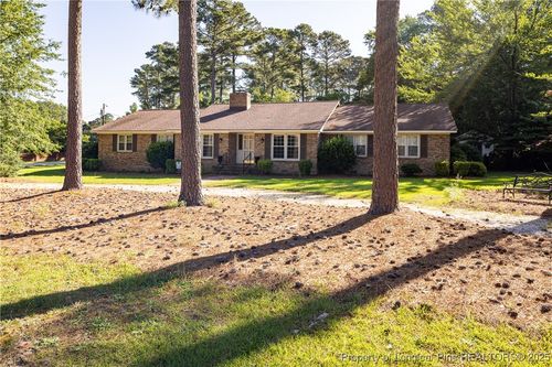 202 Forest Dr, Clinton, NC, 28328-3033 | Card Image