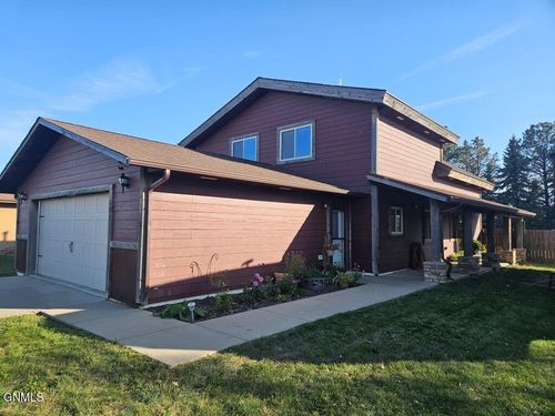 665 Cliff Street, Gladstone, ND, 58630 | Card Image