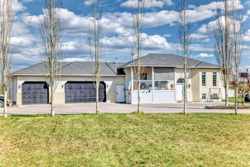 262232 Range Road 293, Rural Rocky View County, AB, T4A0N4 | Card Image