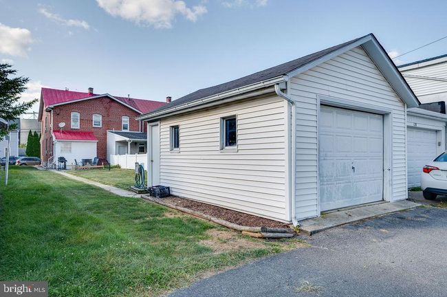 130 W Poplar St, Home with 3 bedrooms, 2 bathrooms and null parking in FLEETWOOD PA | Image 33