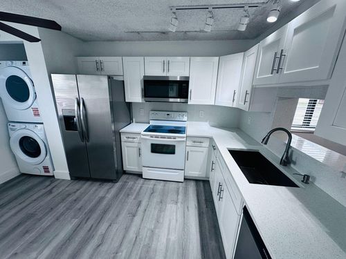 apt-f1-7951 Southgate Blvd, North Lauderdale, FL, 33068-1141 | Card Image