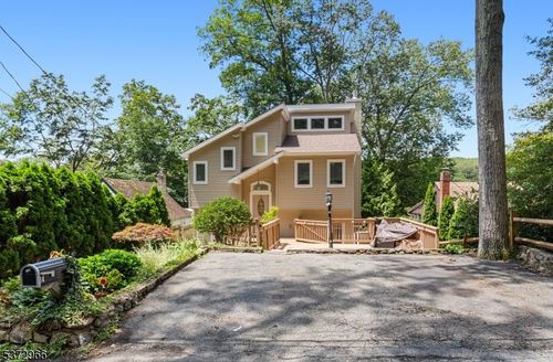 14 Lakeside Trl, Kinnelon, NJ, 07405-2842 | Card Image