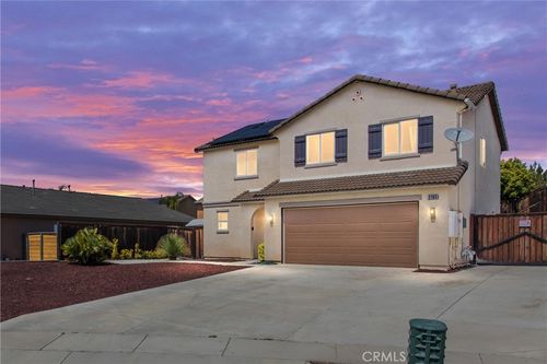 2185 Amaryllis Ct, Mentone, CA, 92359-9530 | Card Image