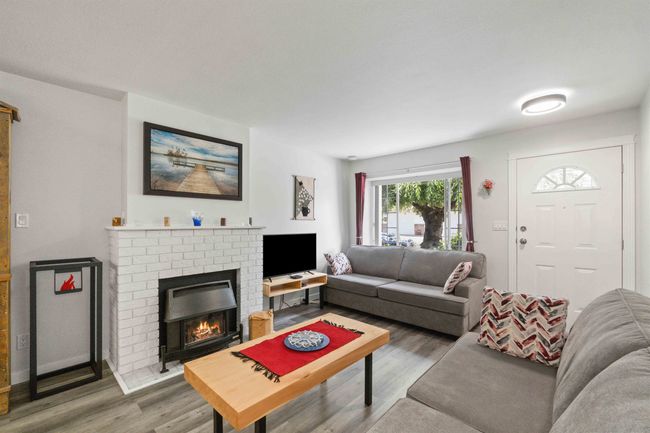 18 - 18960 Advent Rd, Townhouse with 2 bedrooms, 2 bathrooms and 2 parking in Pitt Meadows BC | Image 13