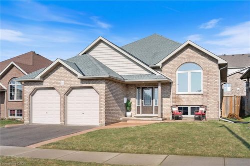 63 Redbud Cres, Simcoe, ON, N3Y0B8 | Card Image