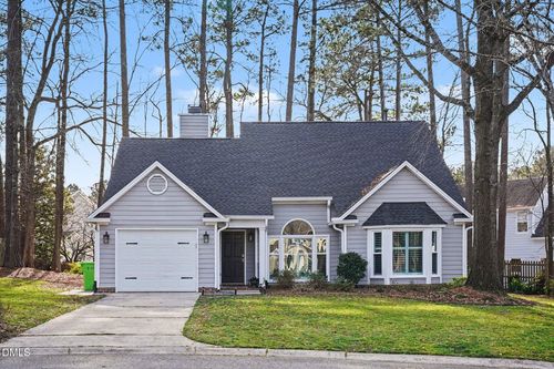 12105 Queensbridge Ct, Raleigh, NC, 27613-5507 | Card Image