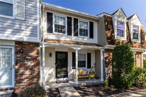 408 Bonnie Brae Dr, Coraopolis, PA, 15108-3875 | Card Image