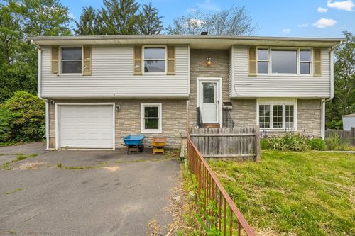 3 Small St, Terryville, CT, 06786-6220 | Card Image