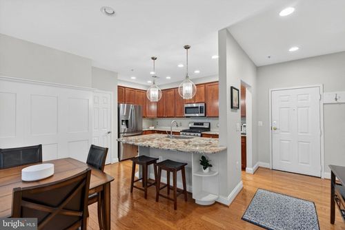 102-10205 Wincopin Cir, COLUMBIA, MD, 21044-3434 | Card Image