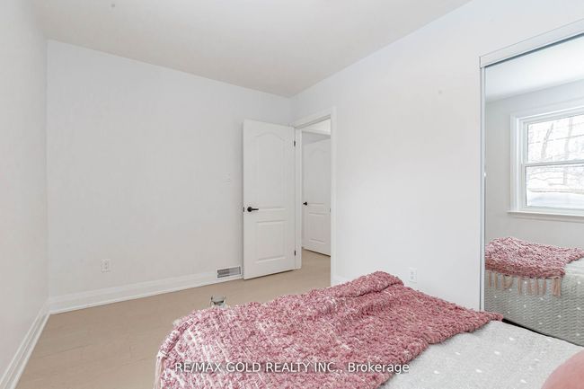 1362 Pharmacy Ave, House other with 5 bedrooms, 3 bathrooms and 3 parking in Scarborough ON | Image 15