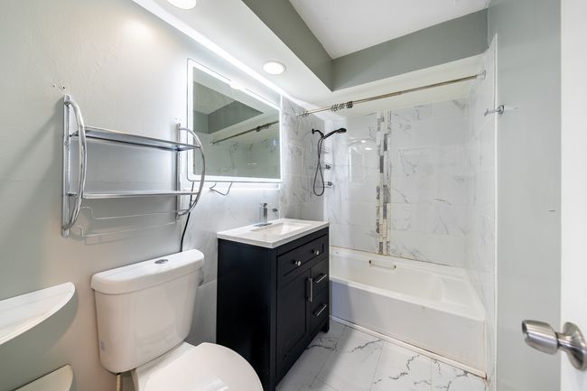 APT-3A - 4309 Park Lane Dr, Condo with 3 bedrooms, 2 bathrooms and 2 parking in Alsip IL | Image 11