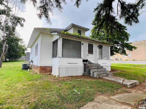 2417 1st St, Eldorado, IL, 62930-2003 | Card Image
