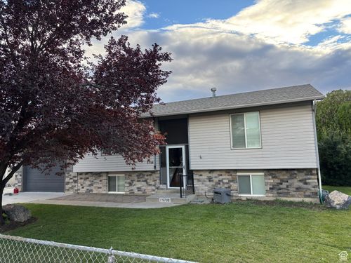 5730 S Utahna Dr, Murray, UT, 84107-5928 | Card Image