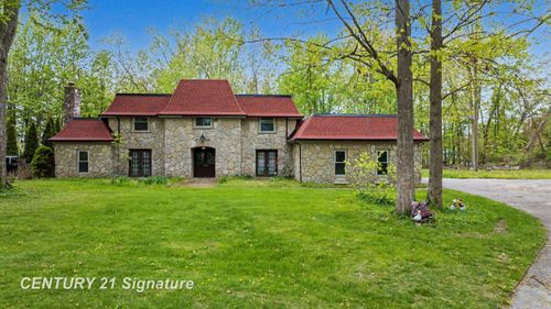 3463 Highland Dr, Bay City, MI, 48706-2414 | Card Image