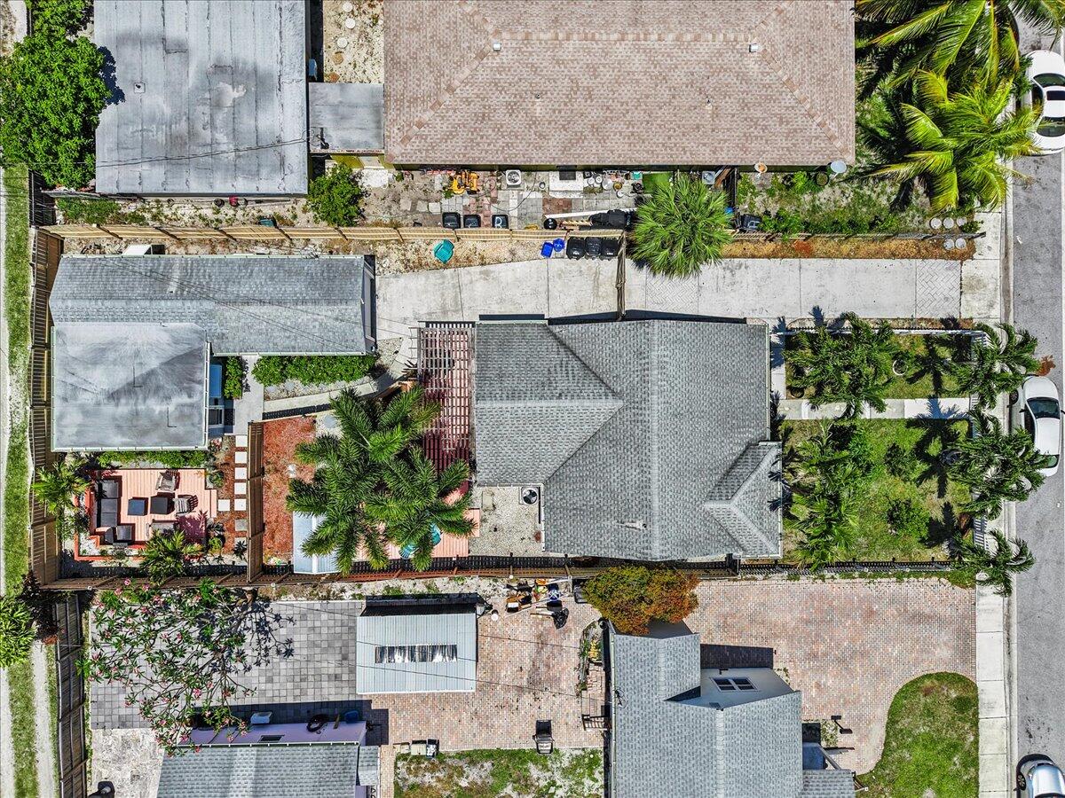 Residential Income in Lake Worth Beach 5