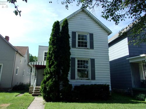 37 Apple St, Tiffin, OH, 44883-1550 | Card Image